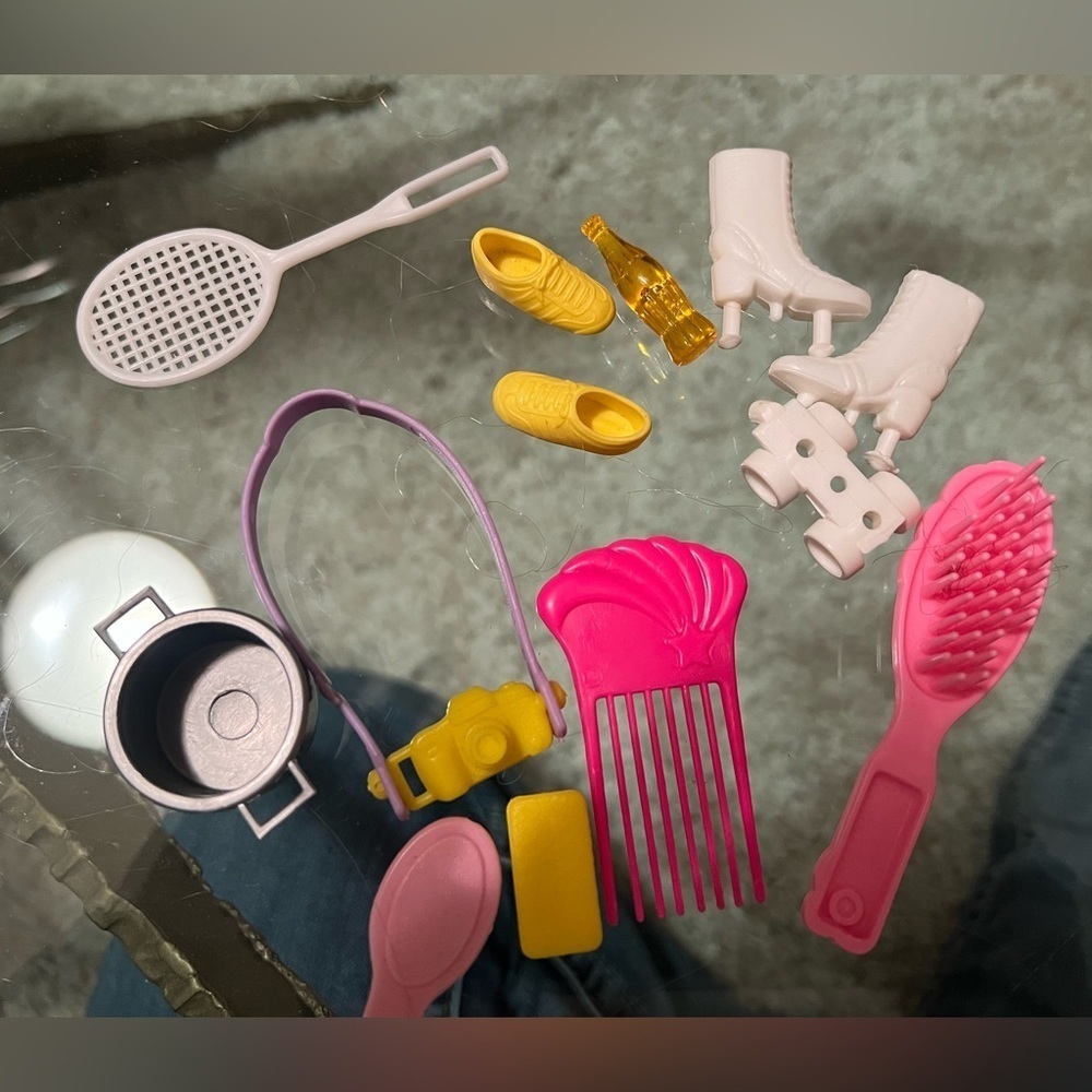 Vintage 1990’s Barbie Accessories Hair Brush, Tennis